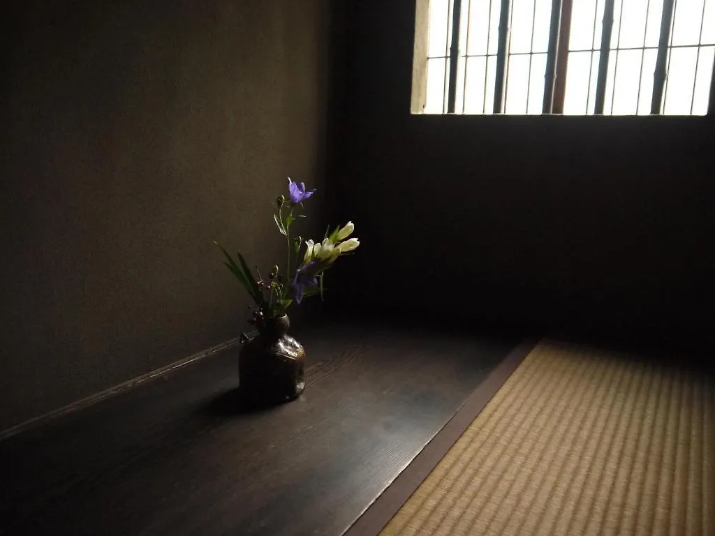 Izuyasu Traditional Kyoto Inn Serving Kyoto Cuisine Ryokan