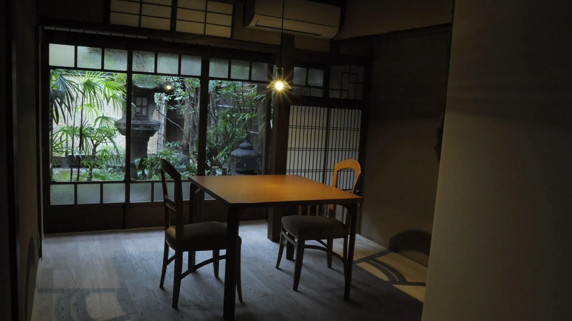 Izuyasu Traditional Kyoto Inn Serving Kyoto Cuisine