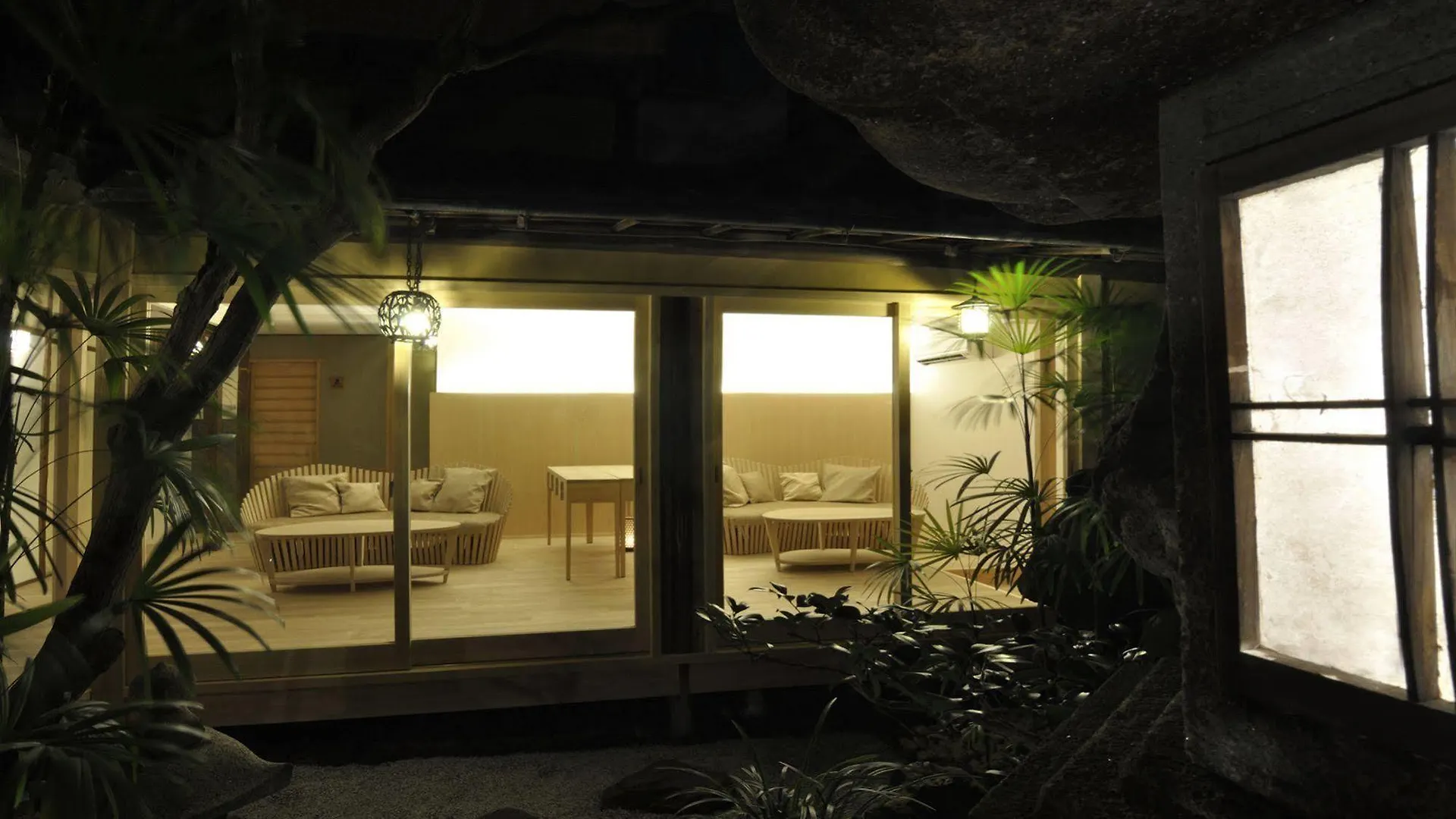 Izuyasu Traditional Kyoto Inn Serving Kyoto Cuisine Japan