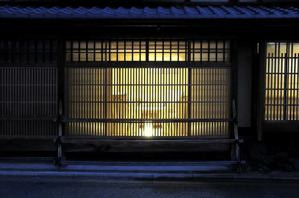 Izuyasu Traditional Kyoto Inn Serving Kyoto Cuisine